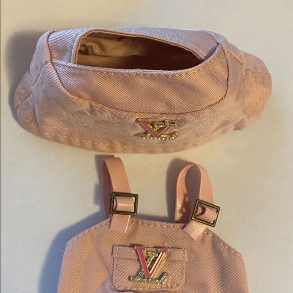 Labubu Luxury Designer Pink Overalls & Bucket Hat Labubu Outfit - Picture 4 of 6